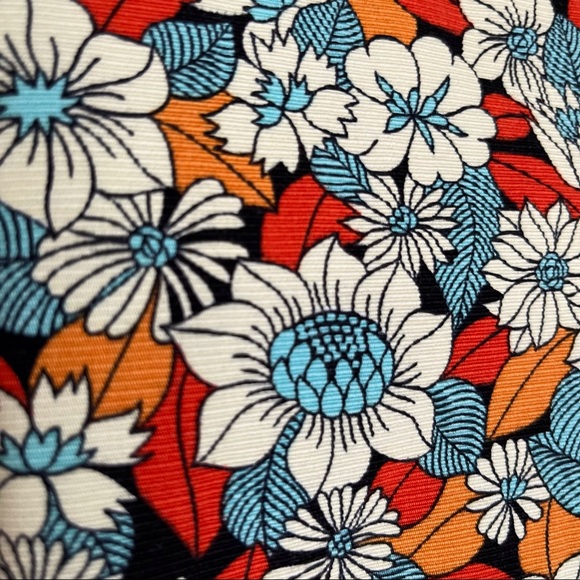 ZARA TRAFALUC FLORAL MINI DRESS - Picture 8 of 10